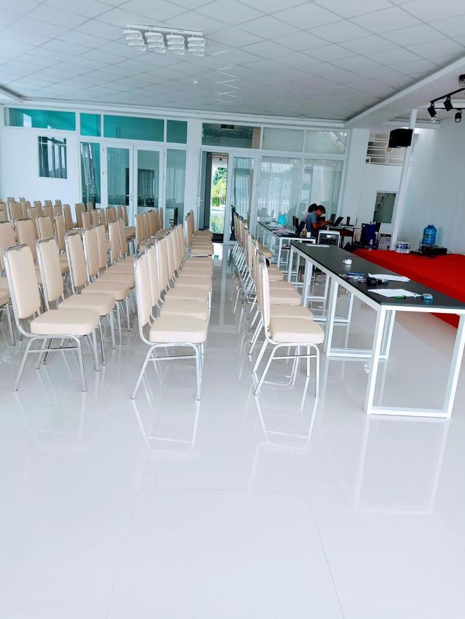 Nice Hotel บวนมาถวต ภายนอก รูปภาพ